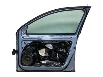 Pravé přední dveře modrá LB5M VW Passat B6 r.v. 2009 - 2
