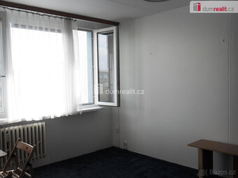 Pronájem 1kk 30m2 P9 Prosek panel po rekonstrukci komora čás - 2
