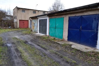 Pronájem řadové garáže 18 m2 el. z aku, Nádražní ul., MB - 2