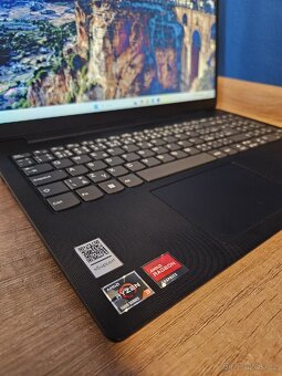 LENOVO - Ryzen 5300u, 8gb ram, 256gb ssd - ZÁRUKA - 2