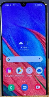 Top stav Samsung Galaxy A40 64gb plně funkční - 2