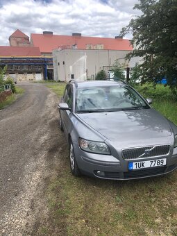 Prodám Volvo V50 2.0D 100kw. r.v.2007 - 2