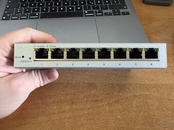 Switch ZyXEL GS1200-8 (záruka) - 2