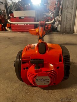 Husqvarna 343R po kompletním servise profi křovinořez - 2
