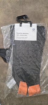 Gumové rohože T6.1 2-dílné 7H1061502C 82V - 2