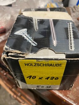 Šrouby do dřeva - 2