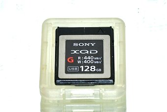 XQD 128GB Sony + čtečka USB - 2