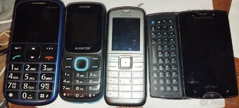 Prodám staré Telefony - 2