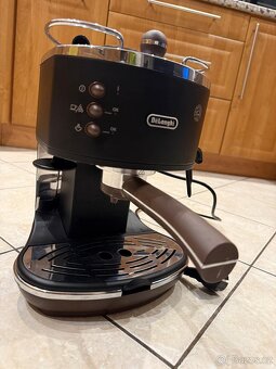 Kávovar DeLonghi - 2