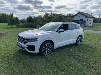 VW TOUAREG 4,0tdi R-line - 2