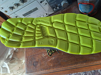 PRACOVNI BOTY  vel.44 - 2