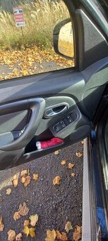 Dacia Duster1,6lpg,benzín. 1 majitel 108000km - 2