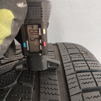 Zimní pneumatiky 215/45/16 Hankook - 2