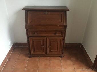 Prodám jídelní set - 2