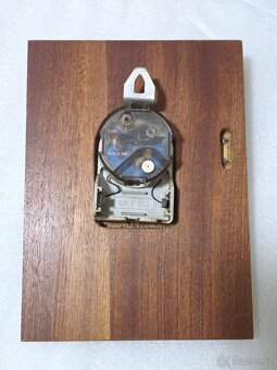 Nástěnné hodiny Weimar, GDR - 2