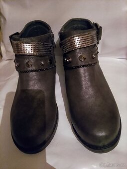 Dámské boty-vel.41 - 2