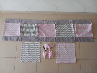 Dětský kapsář za postel + doplňky - 2