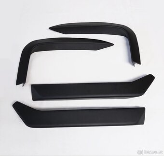 BMW F22 F23 LIP SPLITTER SPOILER - NOVÉ - 2