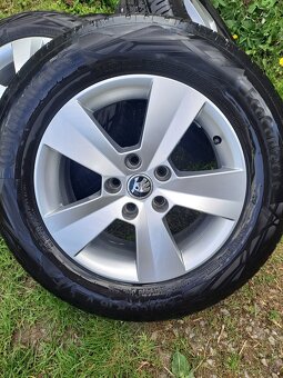 Alu kola 5x112 originál Škoda 215/60 R16 - 2