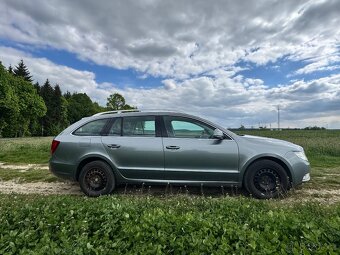 ŠKODA SUPERB COMBI 2.0 TDi 103 kw - 2