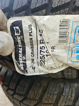 225/75R16 104T GENERAL TIRE SNOW GRABBER PLUS - 2