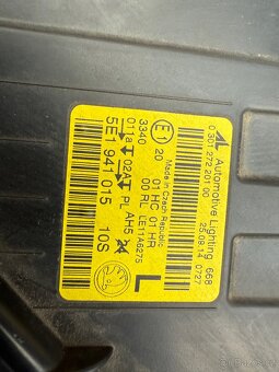 Škoda Octavia 3 - levé světlo - 2