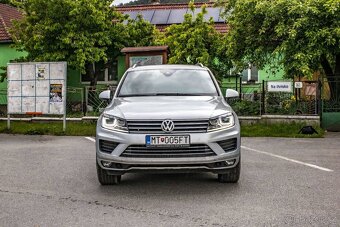 Volkswagen Touareg II 3.0 V6 TDI BMT Premium 4MOTION - 2