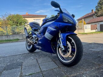Yamaha R1 1999 - 2