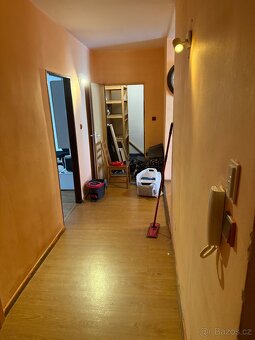 Prodej bytu 3+1 (72 m²), centrum Ostravy – klidné bydlení s - 2