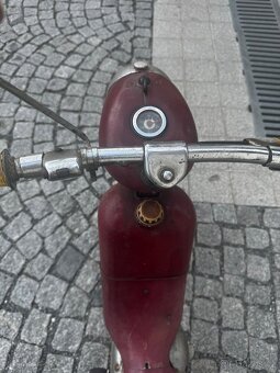 Jawa 555 s platnymi doklady - 2