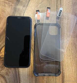 Apple11,obal,3 náhradní skla - 2