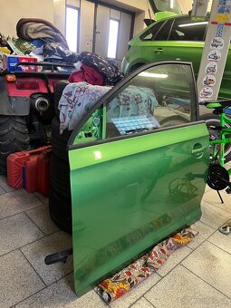 Škoda Rapid levé přední dveře bez nutnosti lakování - 2