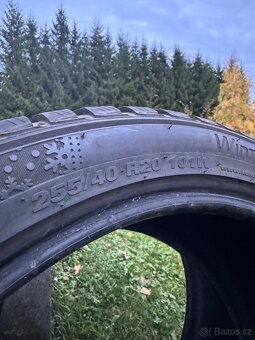 2ks 255/40 R20 - 2