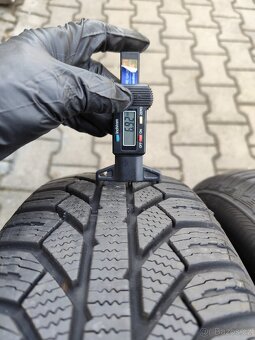 Zimní pneu 185/65/15 - 2