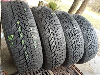 Zimní pneu 4kusy 185/60/15 vzorek 90% LASSA - dobírka možná - 2