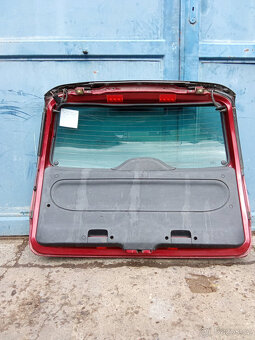 Prodej -zadní dveře Renault Laguna 1 - 2