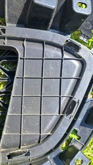 Prodam přední Masku na Kia Sportage - 2