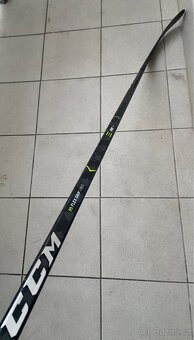 Hokejka CCM Ribcor PRO3 95flex levá ZÁRUKA - 2