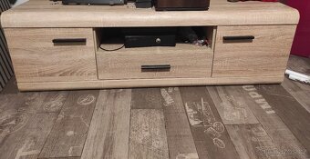 Obývací stěna, komody - 2