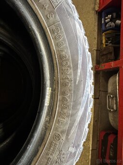 Zimní pneu 205/55 R16 - 2