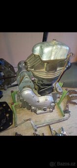 ROYAL ENFIELD 350 - Díly na prodej. - 2