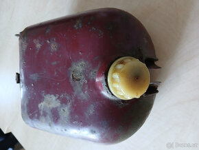 Nádrž Jawa 550 Pařez - 2