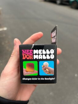 NeeDoh antistresový míček Mello Mallo - 2
