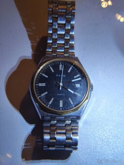 Hodinky Prim Quartz Czechoslovakia s datumem - 2