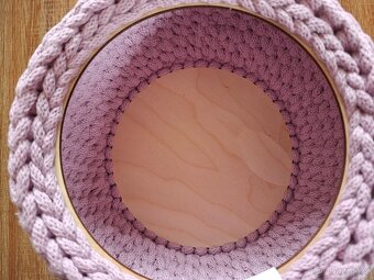 Ručně háčkovaný košík - 2