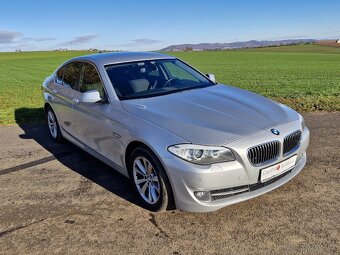 BMW 523i manuál, CZ, velký servis, NAVI, PDC - 2