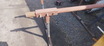Stojanové rozebíratelné podpěry na stůl nebo stavbu - 2