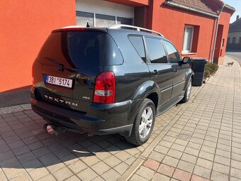 Ssangyong REXTON, rok 2012, najeto 217 tis. km 7 míst - 2