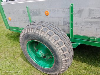 Sklápěcí kára za traktor - 2