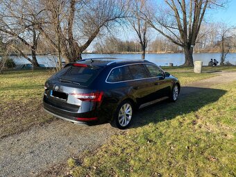 Škoda Superb Combi DSG L&K 140 kW (10_2015) TOP Výbava - 2
